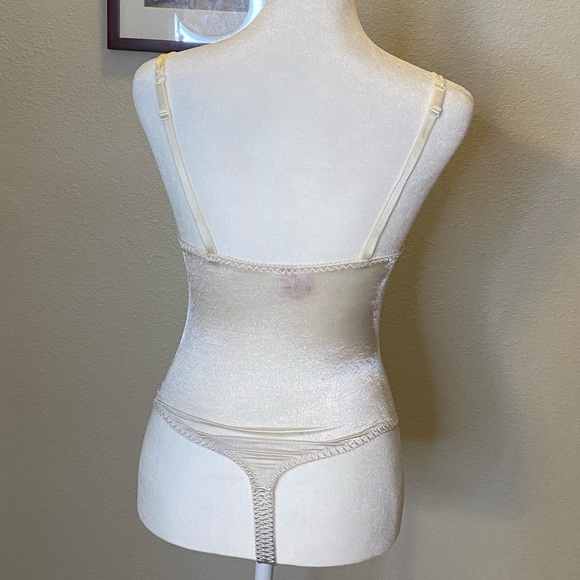 VINTAGE Victoria Secret Ivory body suit - Picture 3 of 9